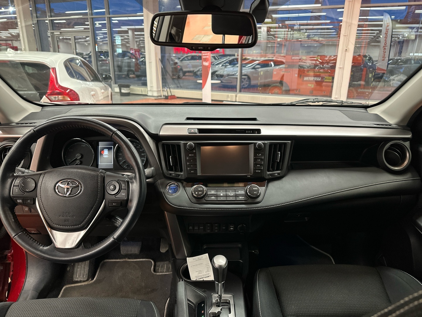 TOYOTA RAV4 2018
