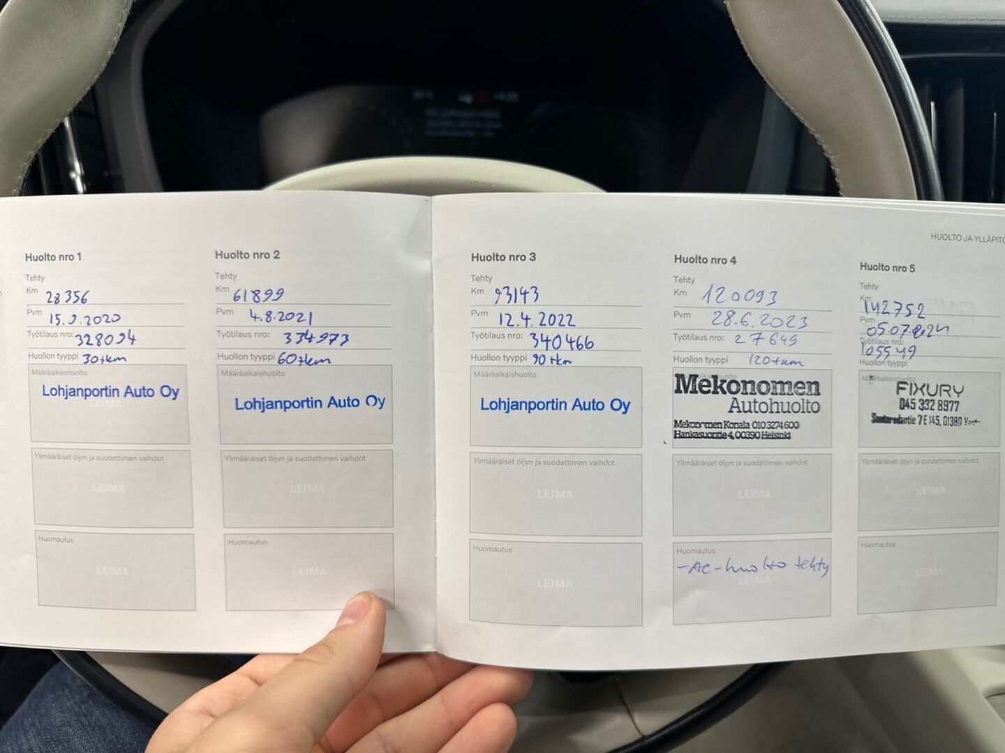 VOLVO XC60 2019