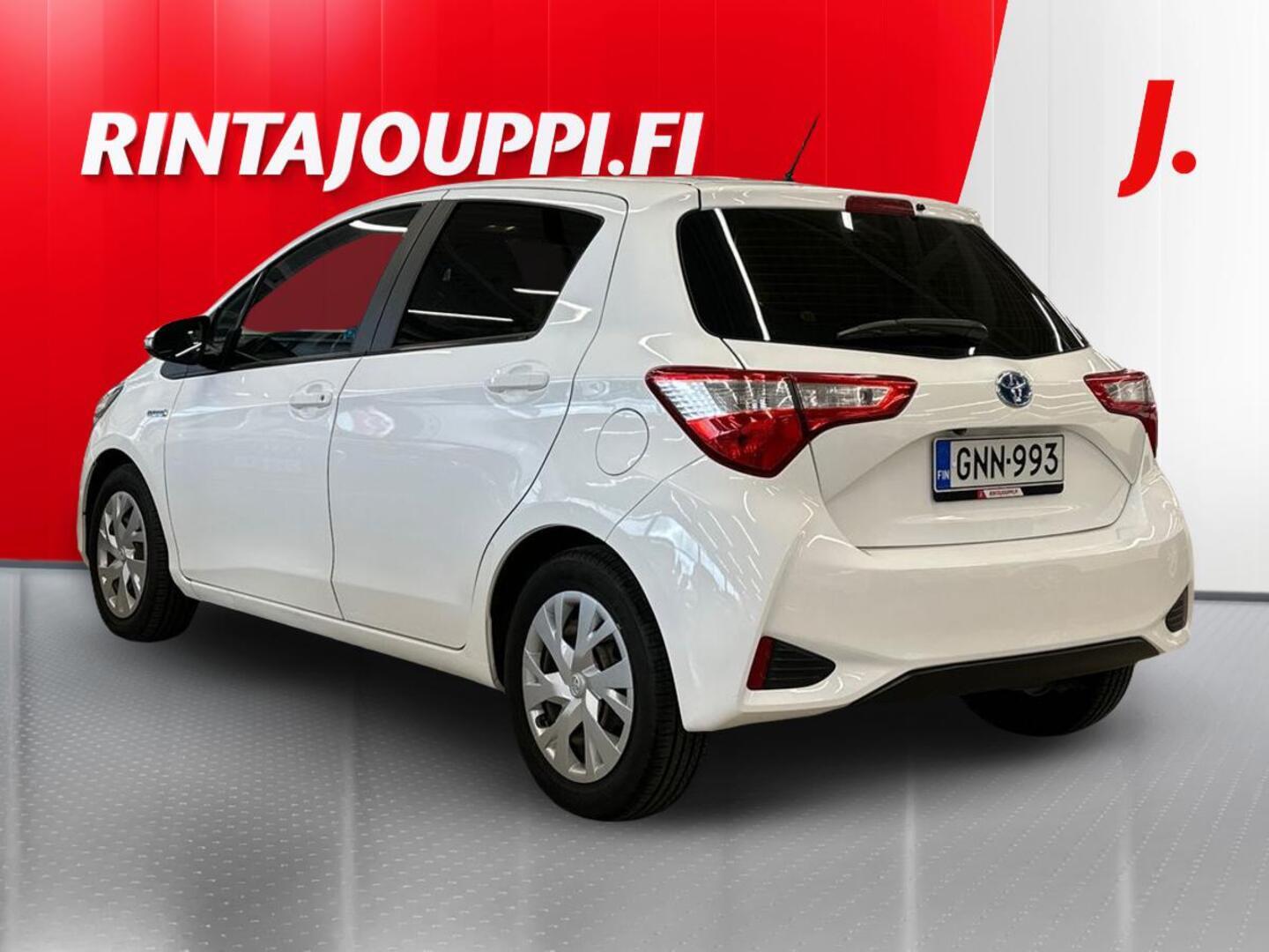 TOYOTA Yaris 2019