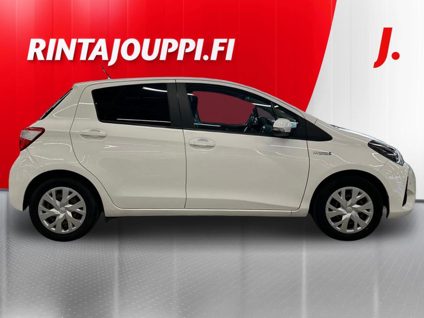 TOYOTA Yaris 2019