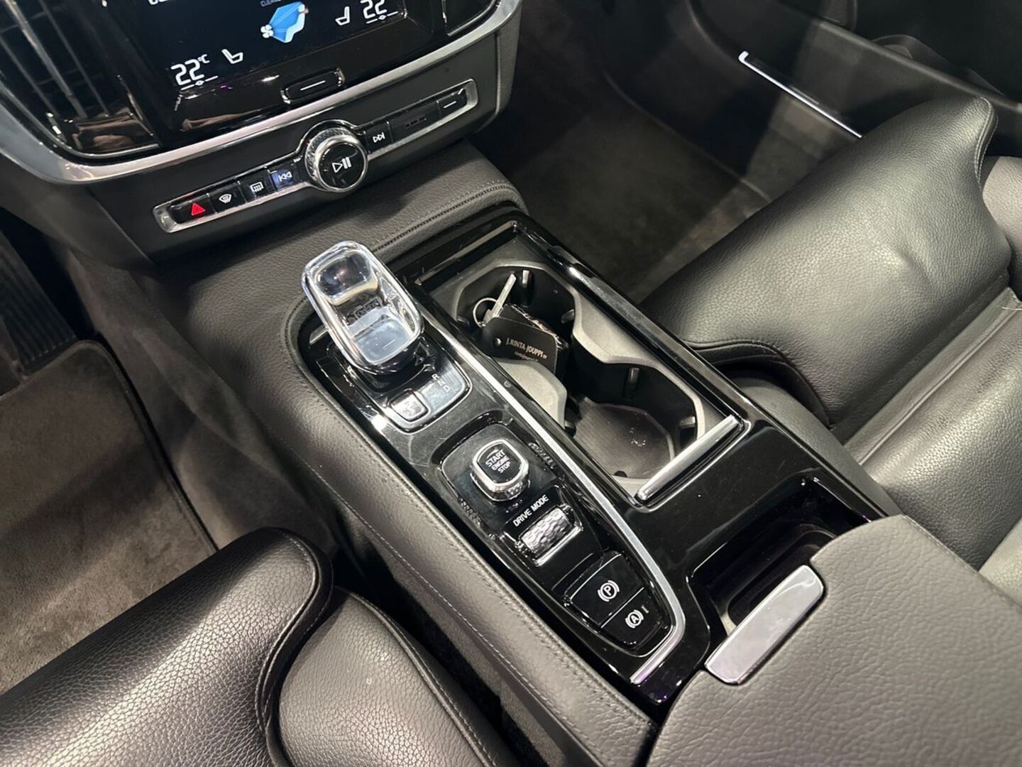 VOLVO S90 2019