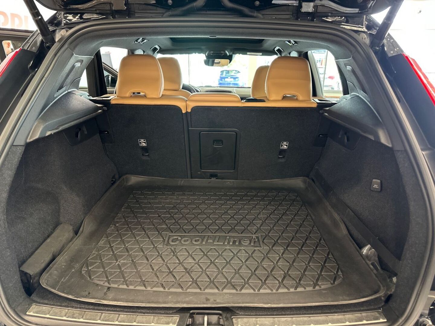 VOLVO XC40 2019