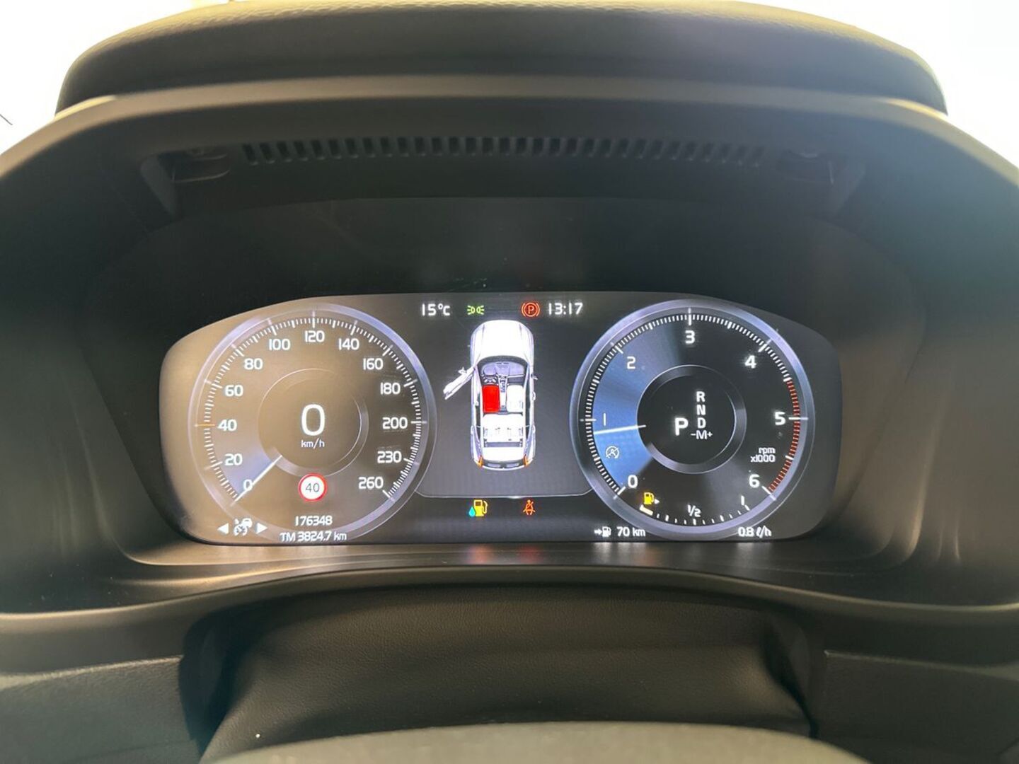 VOLVO XC40 2019