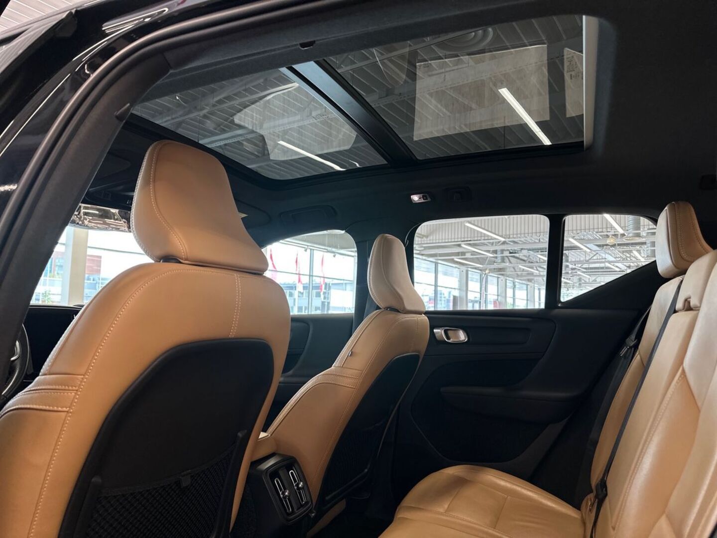 VOLVO XC40 2019