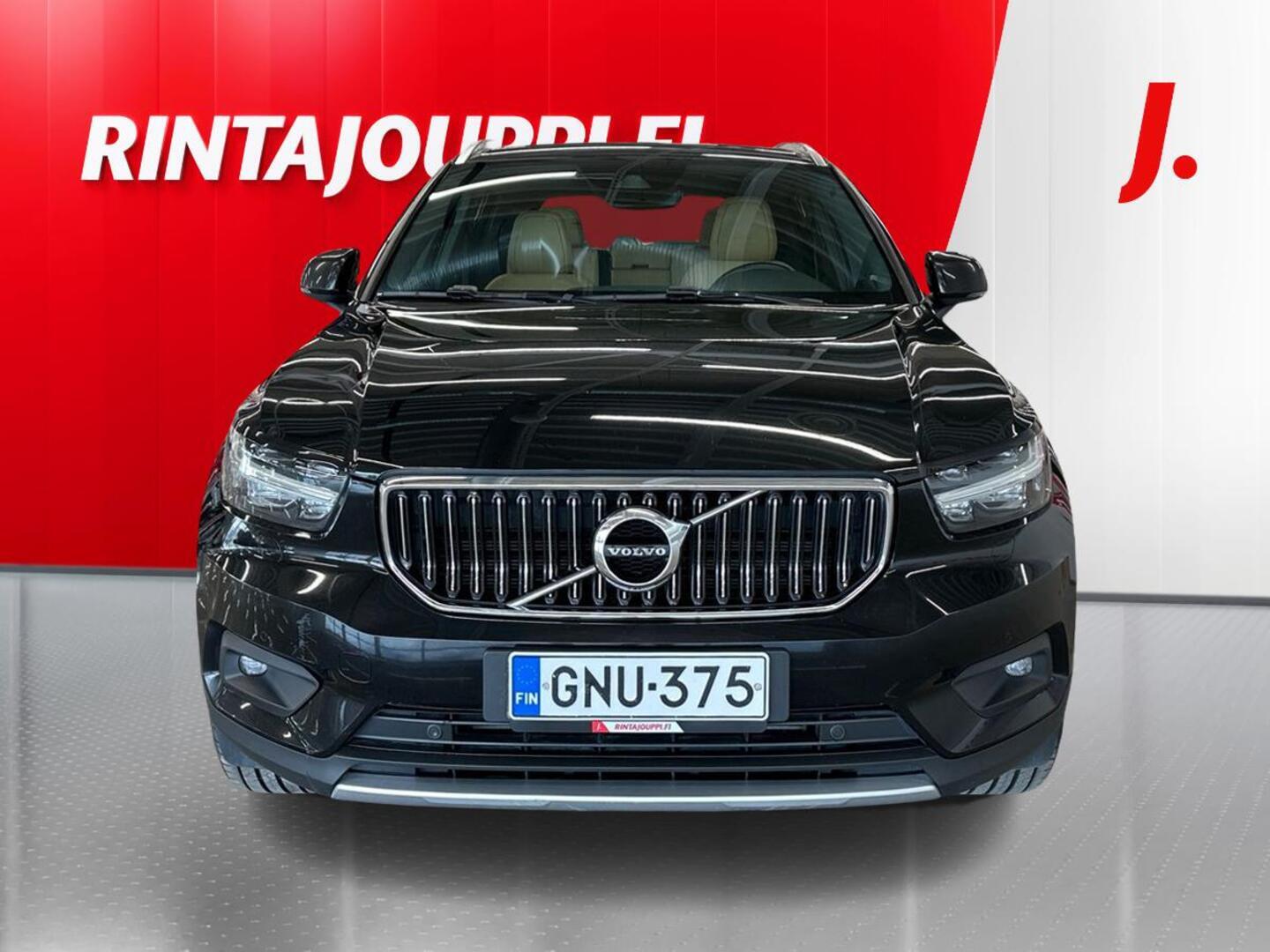 VOLVO XC40 2019