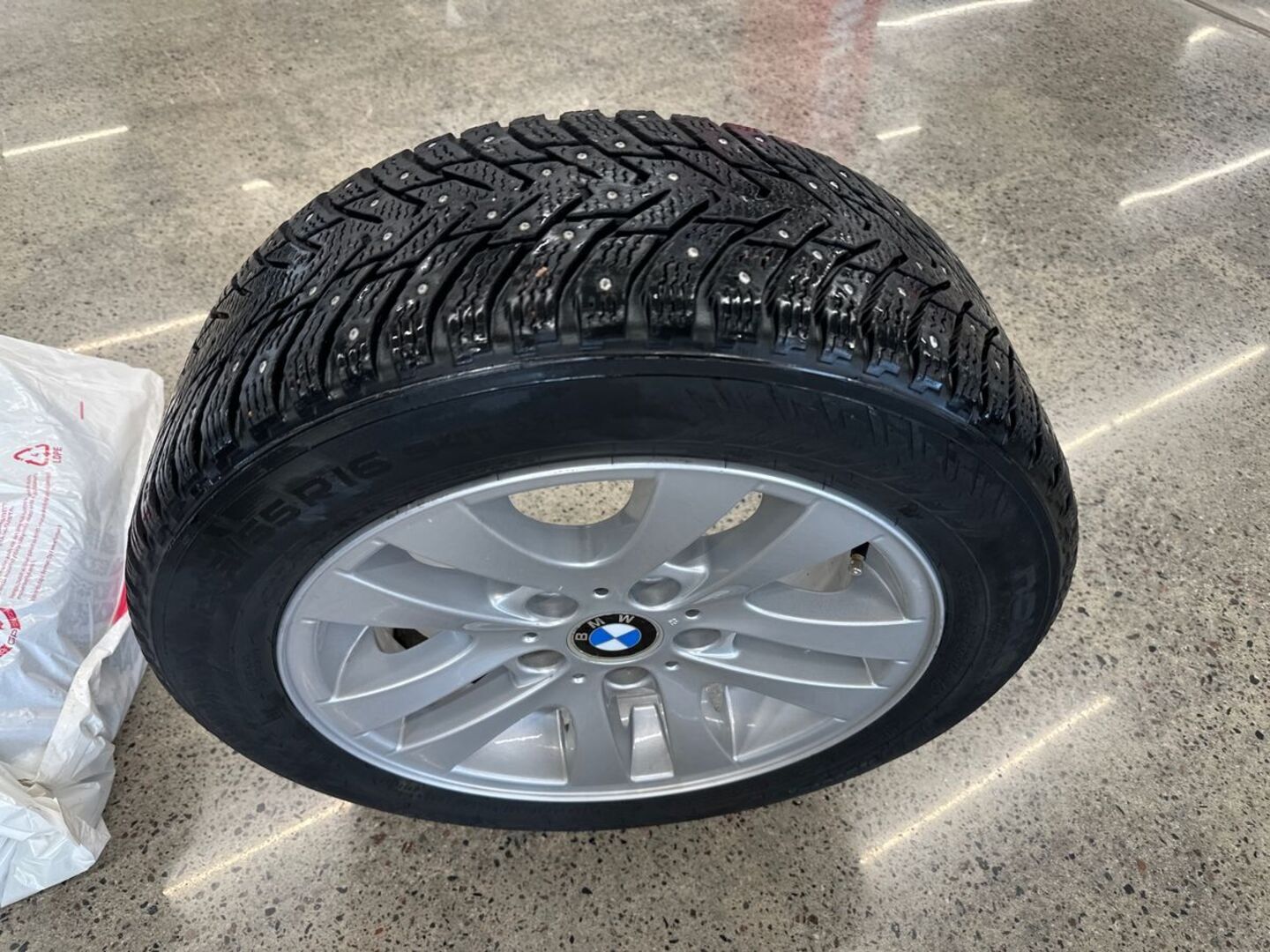 BMW 320 2008