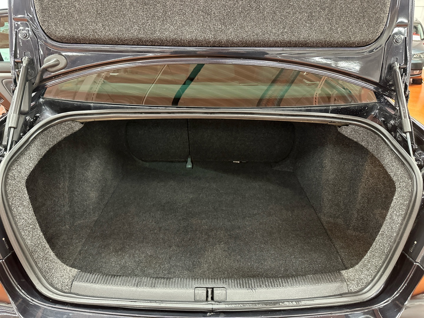 VOLKSWAGEN Jetta 2010