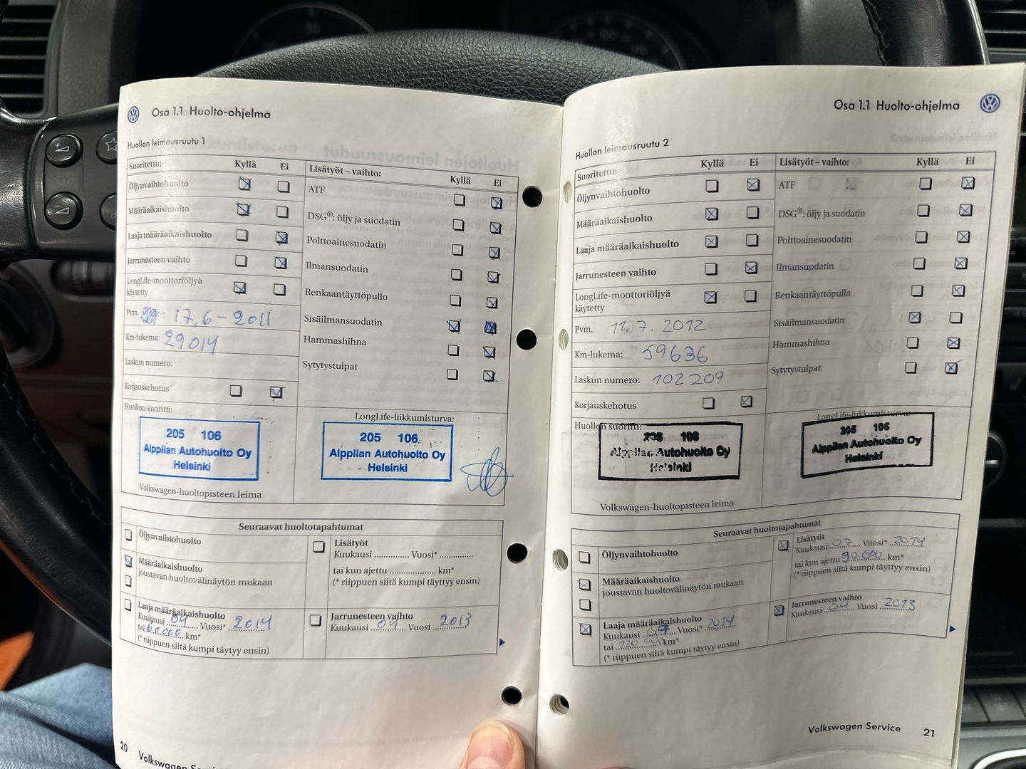 VOLKSWAGEN Jetta 2010