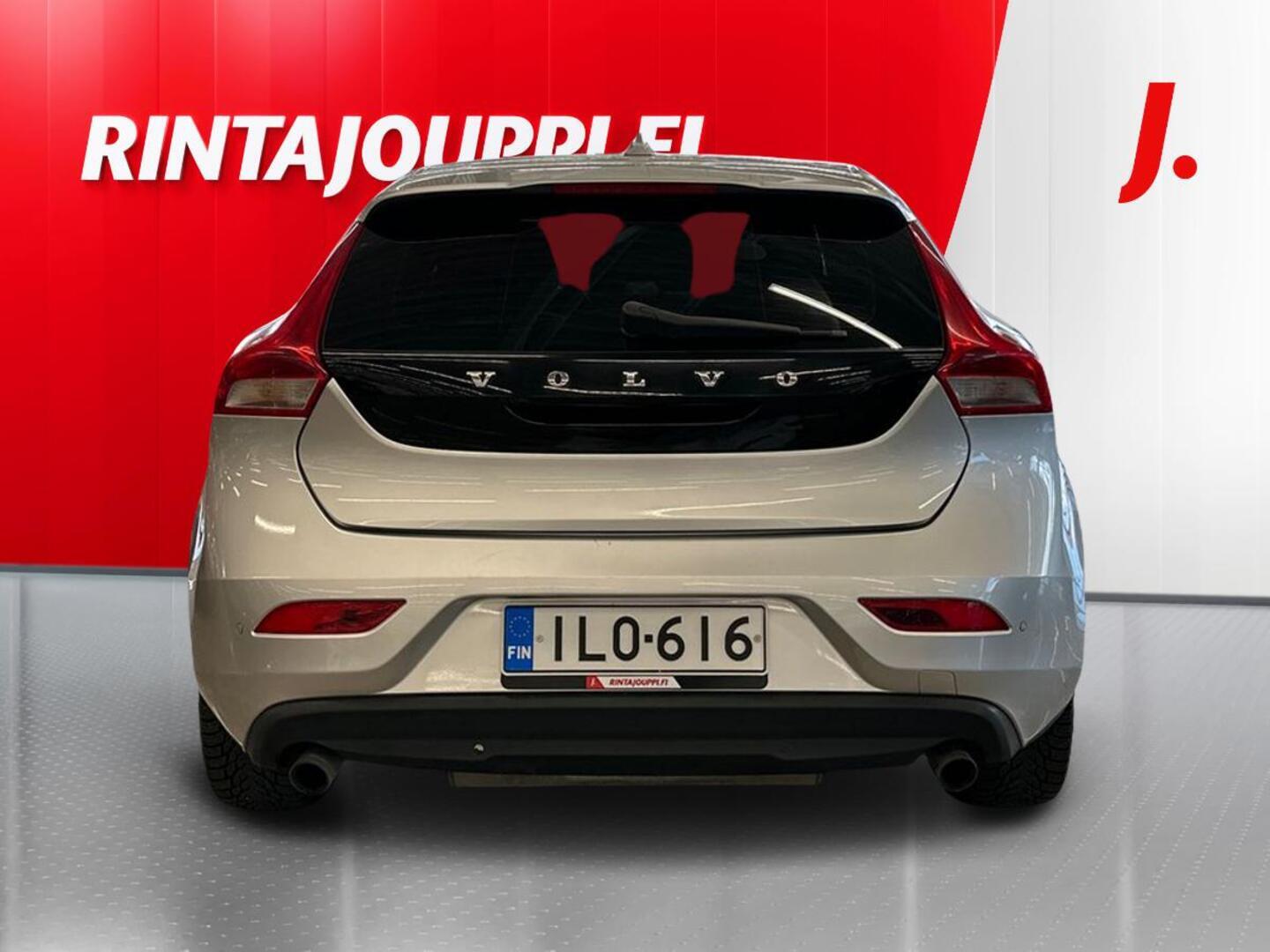 VOLVO V40 2014