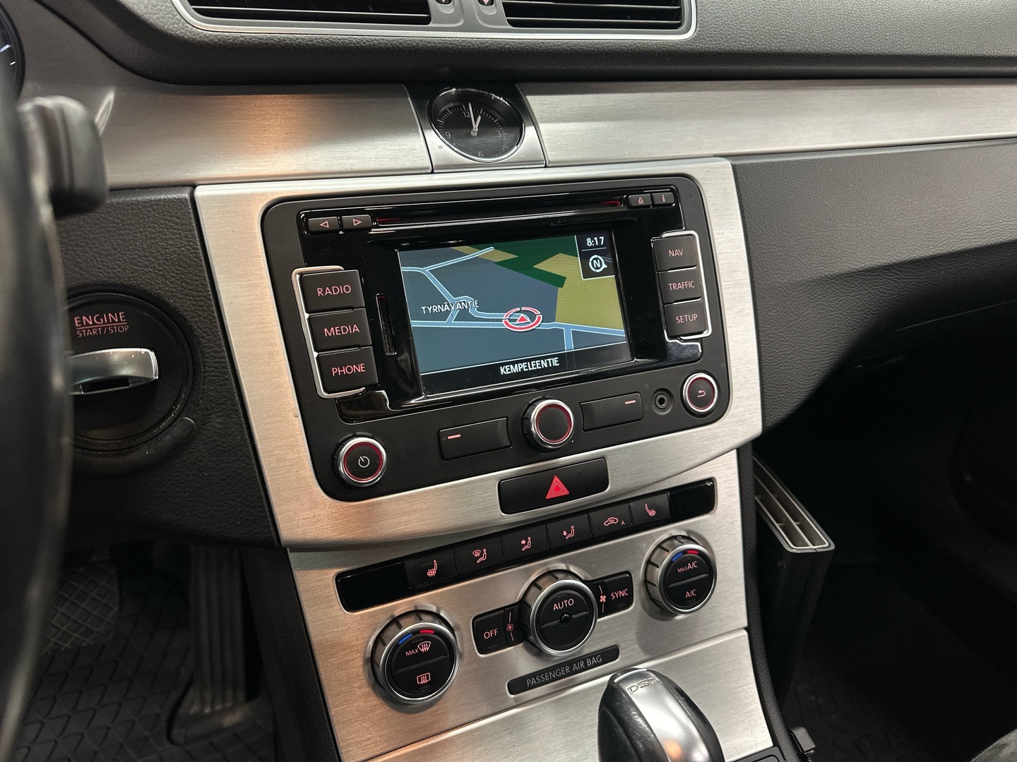 VOLKSWAGEN Passat 2014