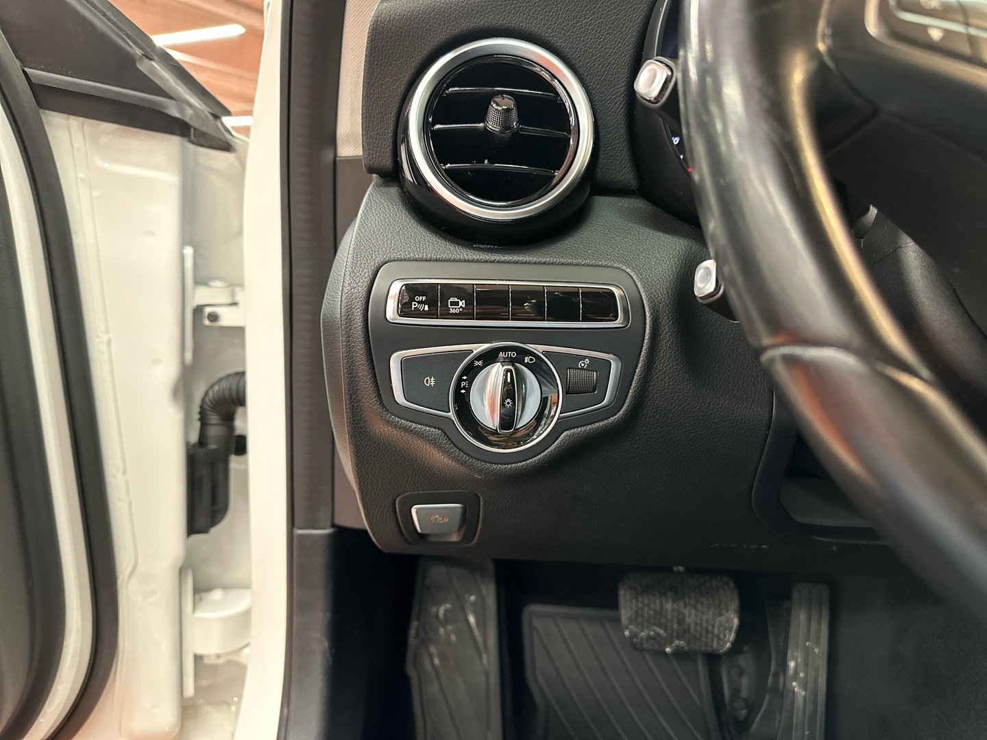 MERCEDES-BENZ C 2016