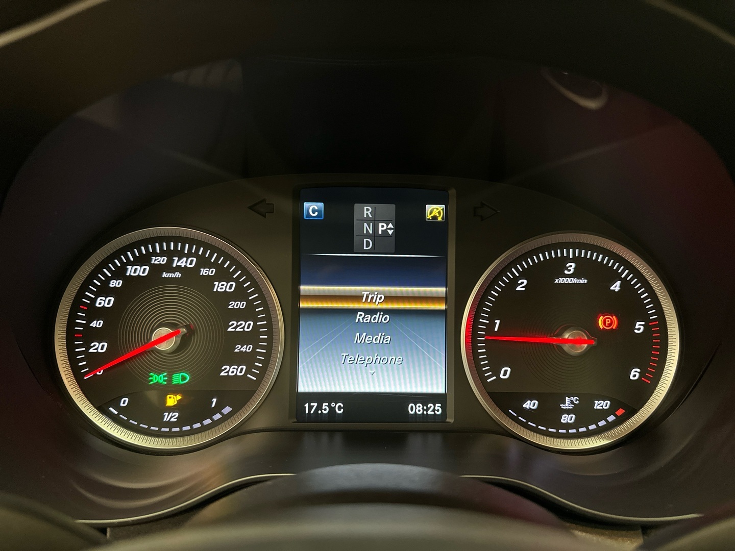 MERCEDES-BENZ C 2016