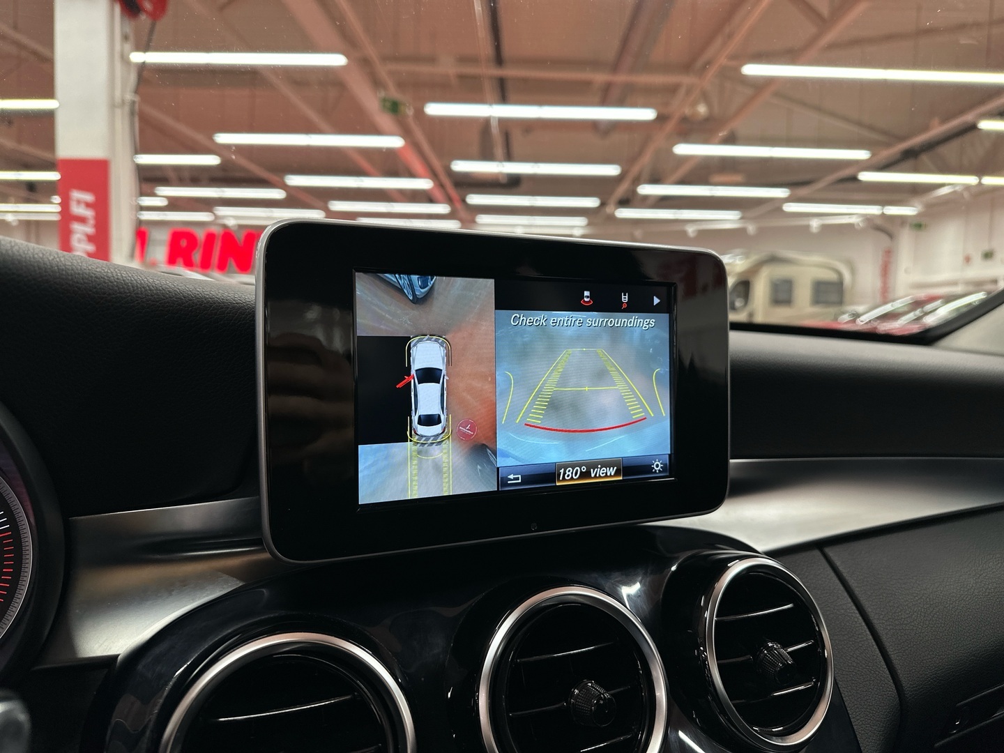 MERCEDES-BENZ C 2016