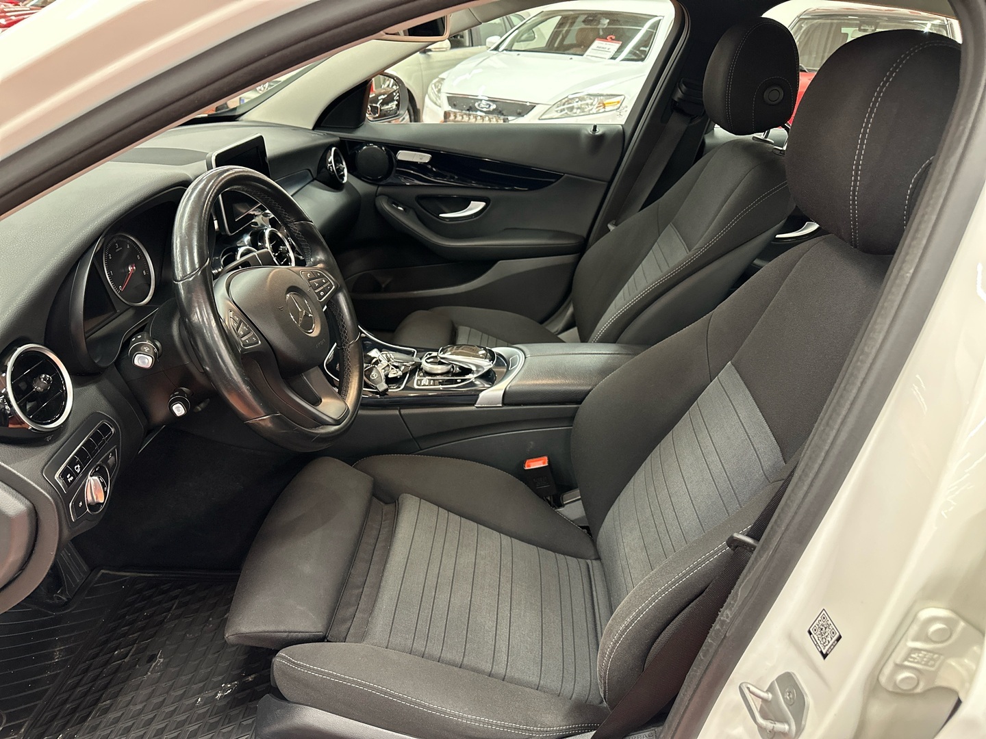 MERCEDES-BENZ C 2016