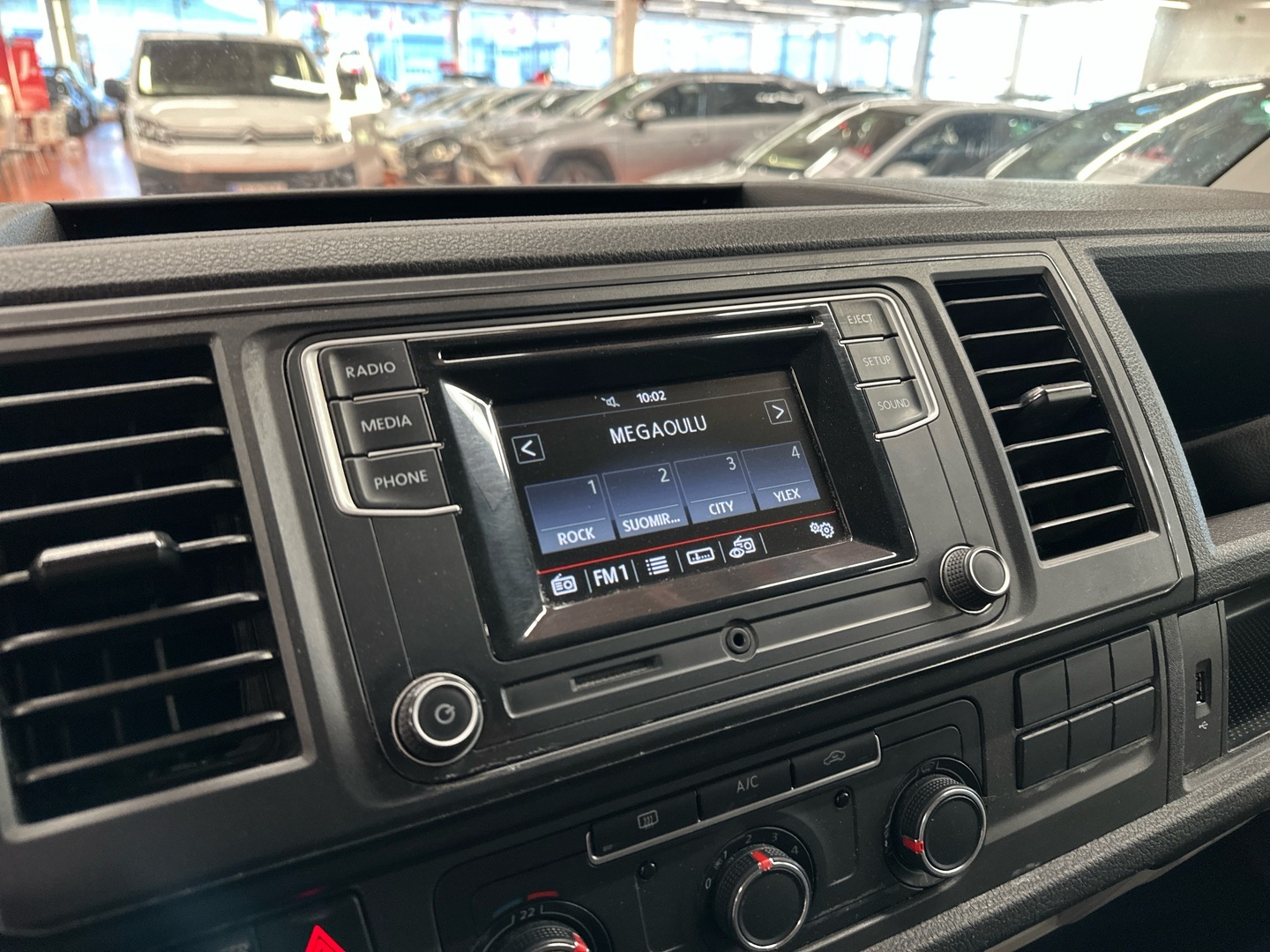 VOLKSWAGEN Transporter 2018