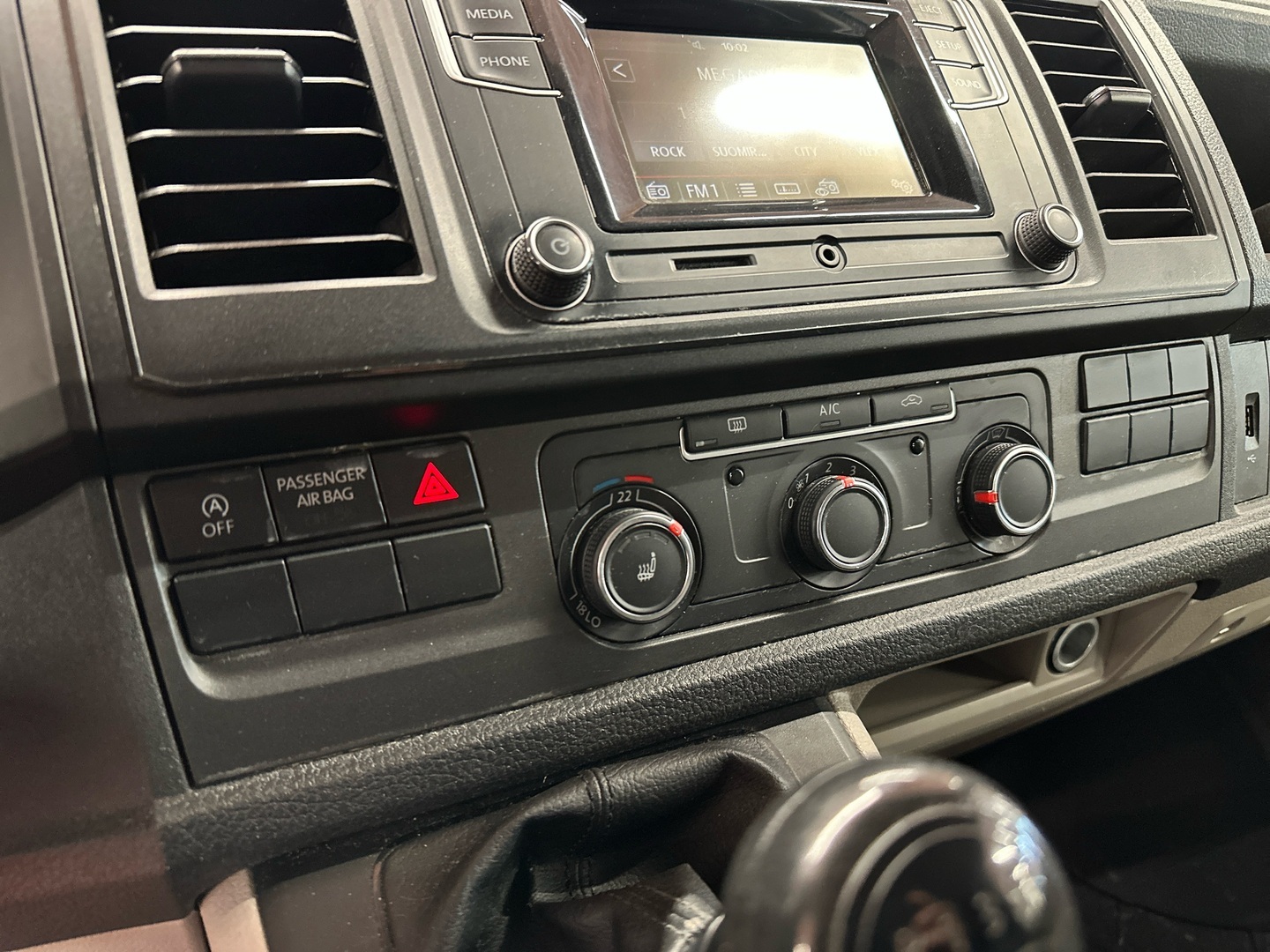 VOLKSWAGEN Transporter 2018