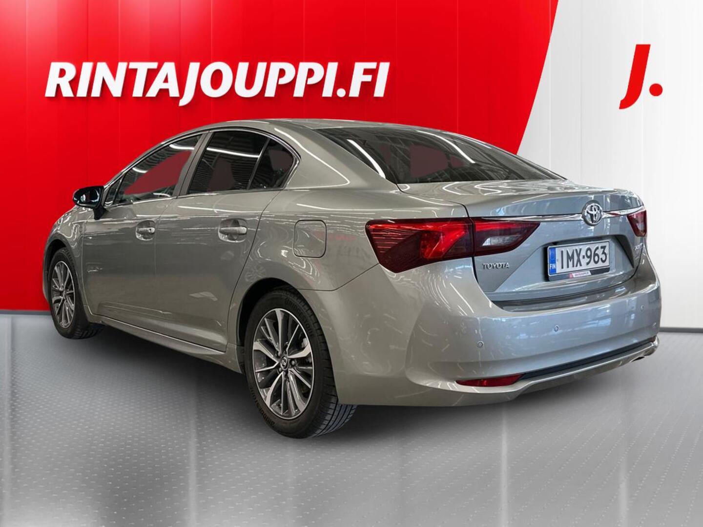 TOYOTA Avensis 2016