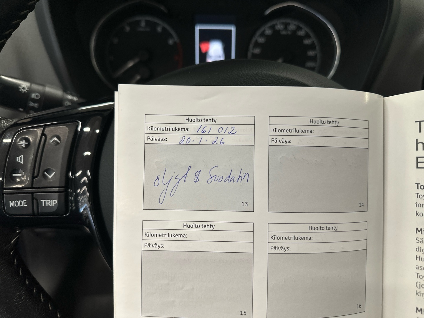 TOYOTA Yaris 2018