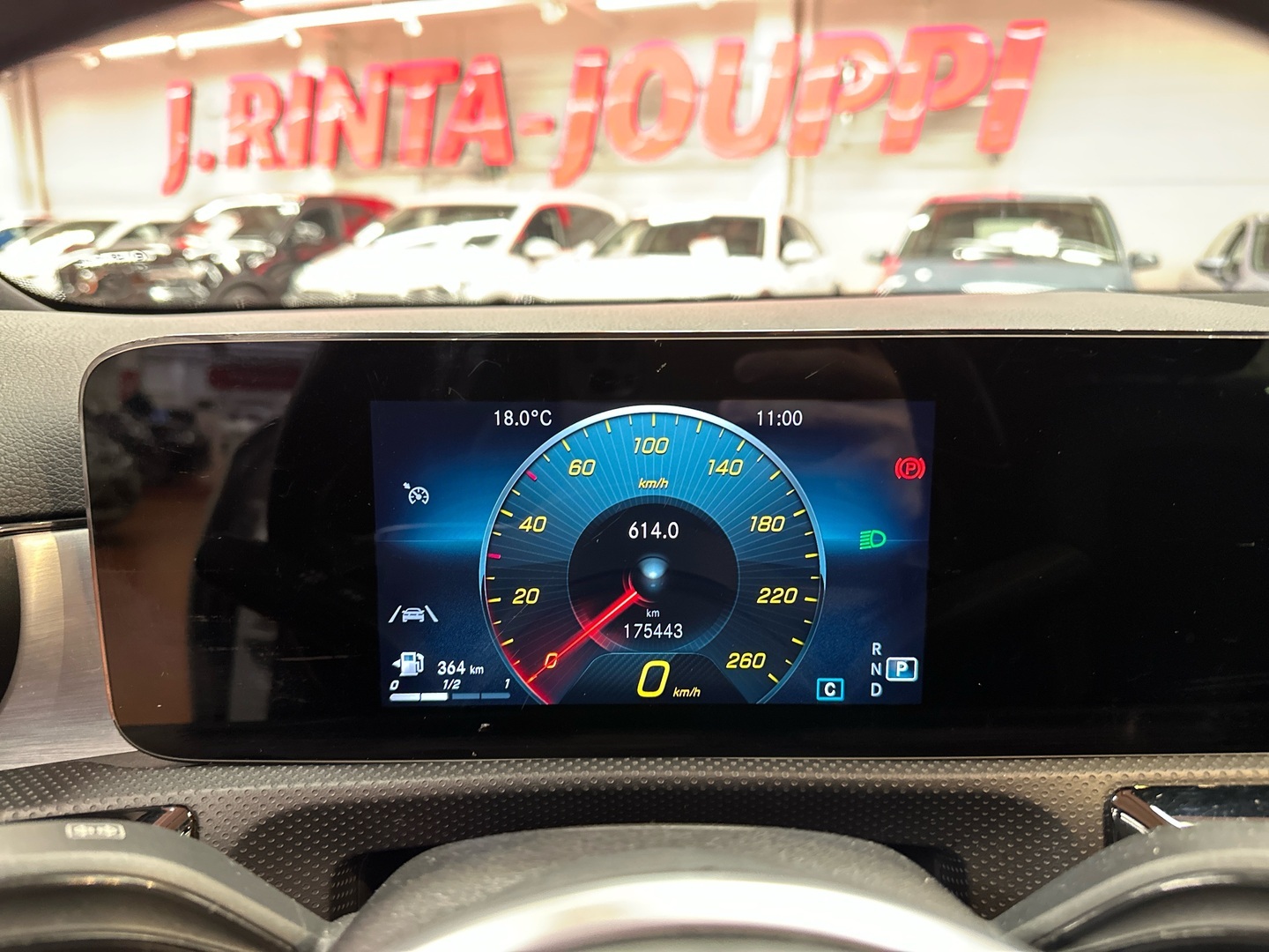 MERCEDES-BENZ A 2018