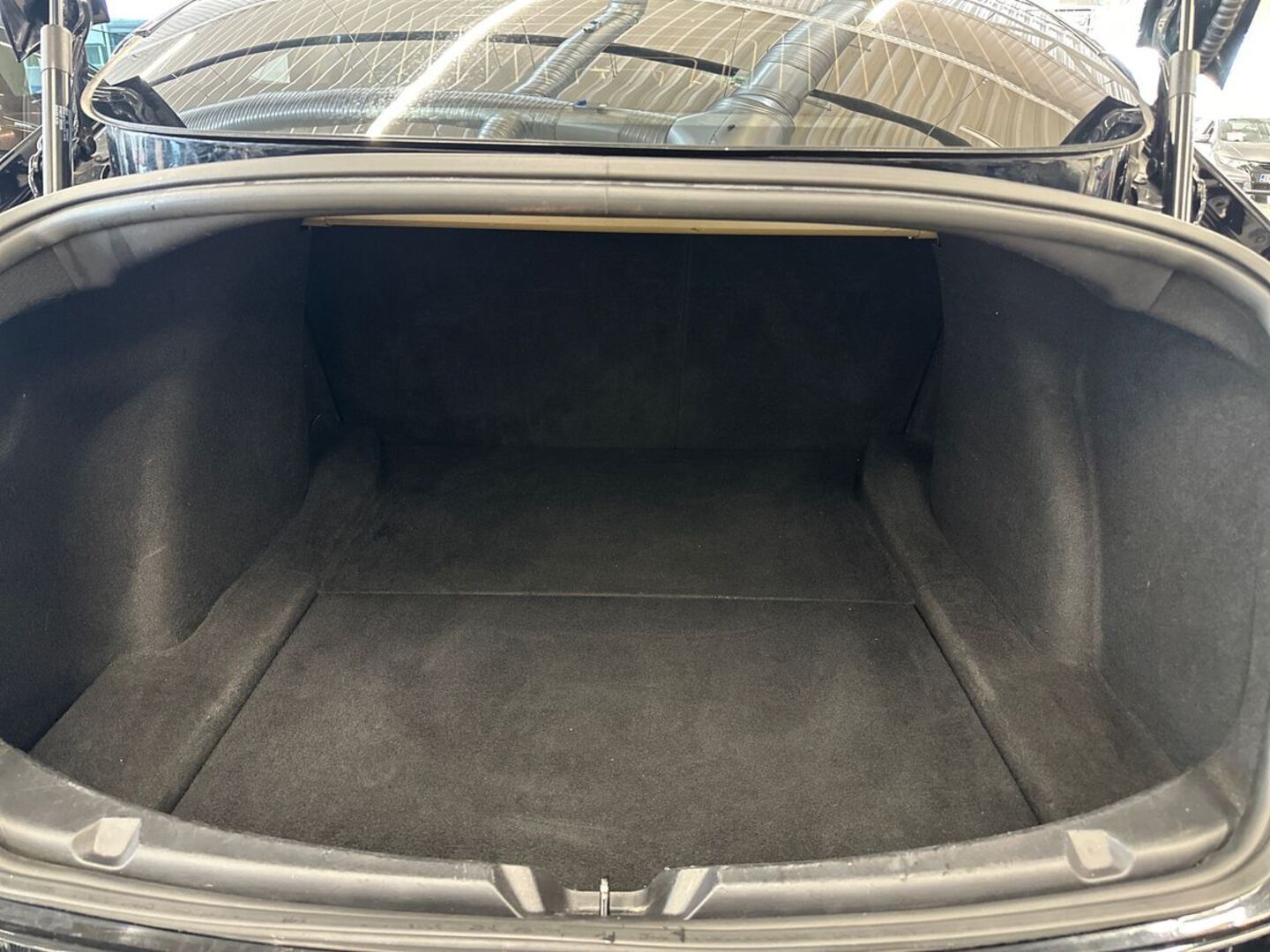 TESLA Model 3 16