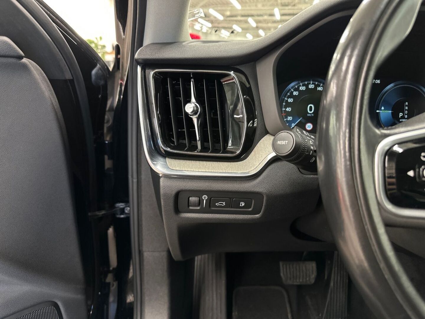 VOLVO V60 12