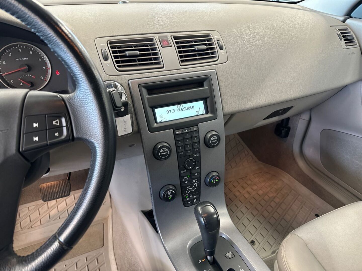 VOLVO S40 2004