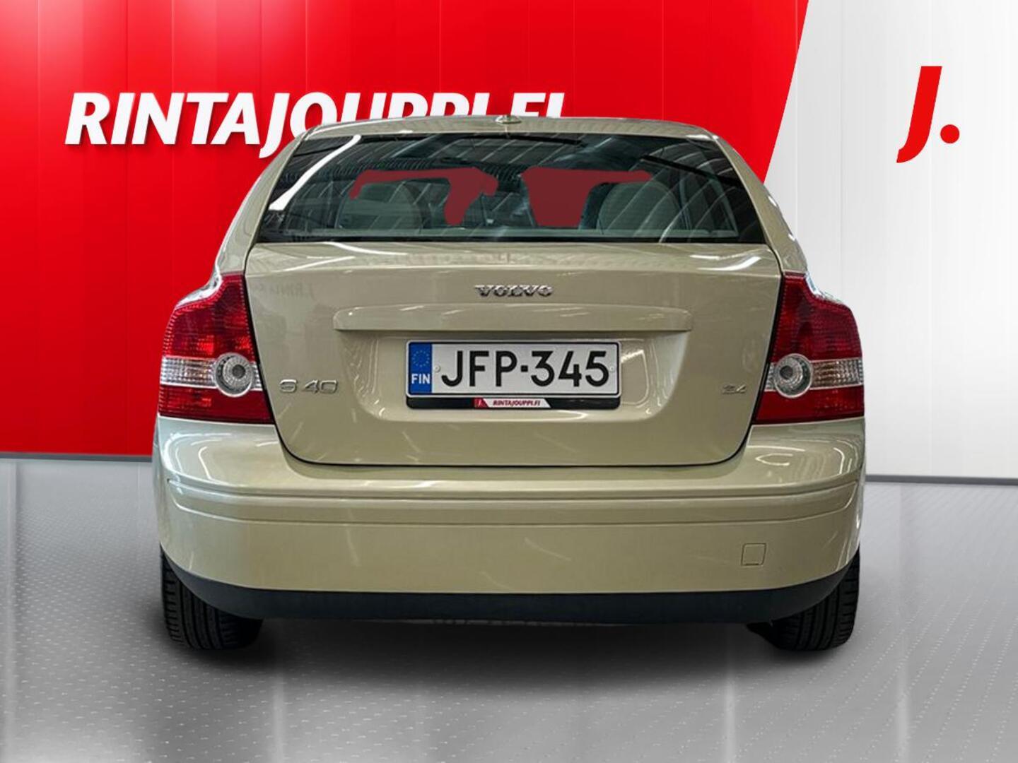 VOLVO S40 2004