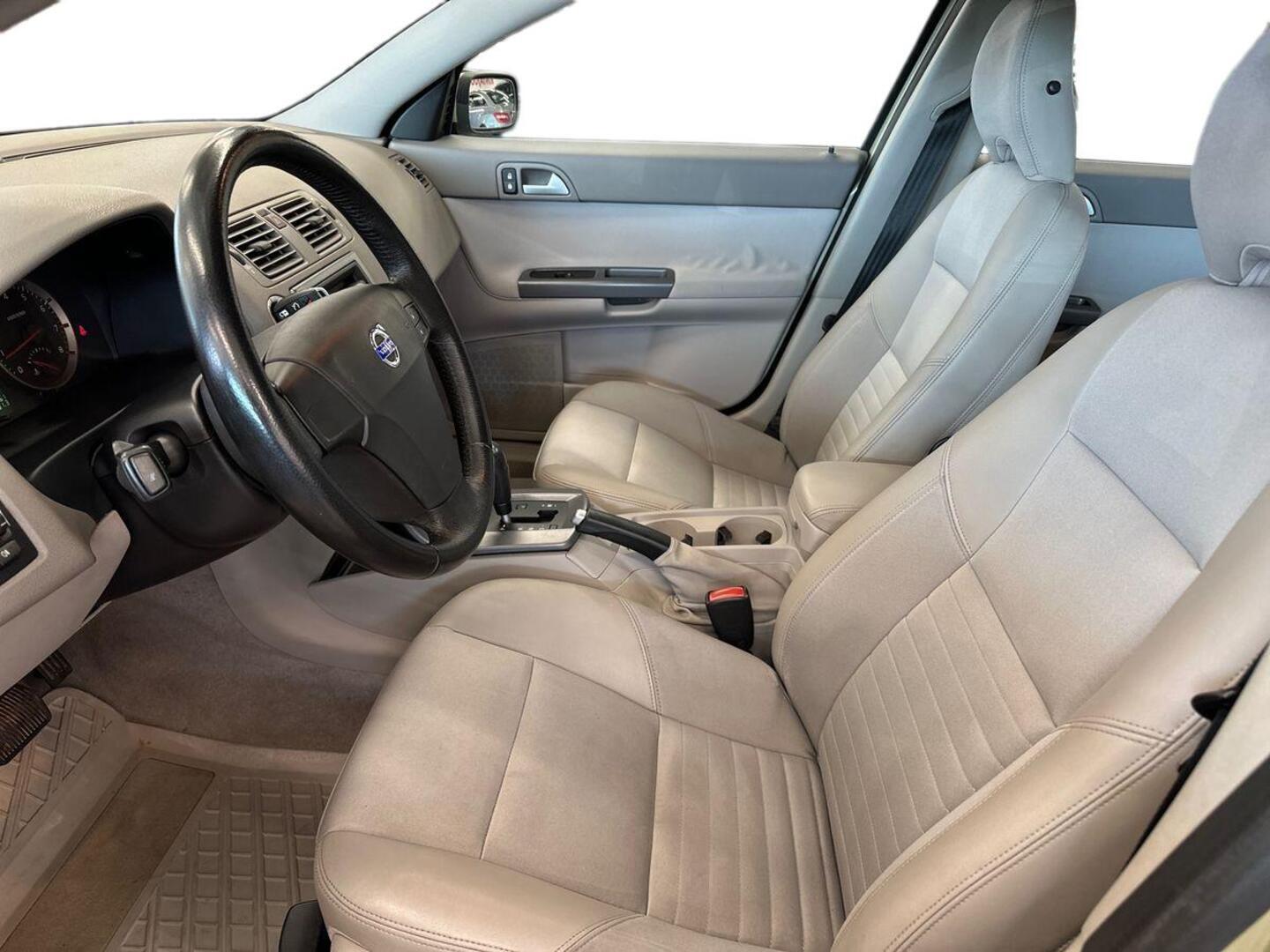 VOLVO S40 2004