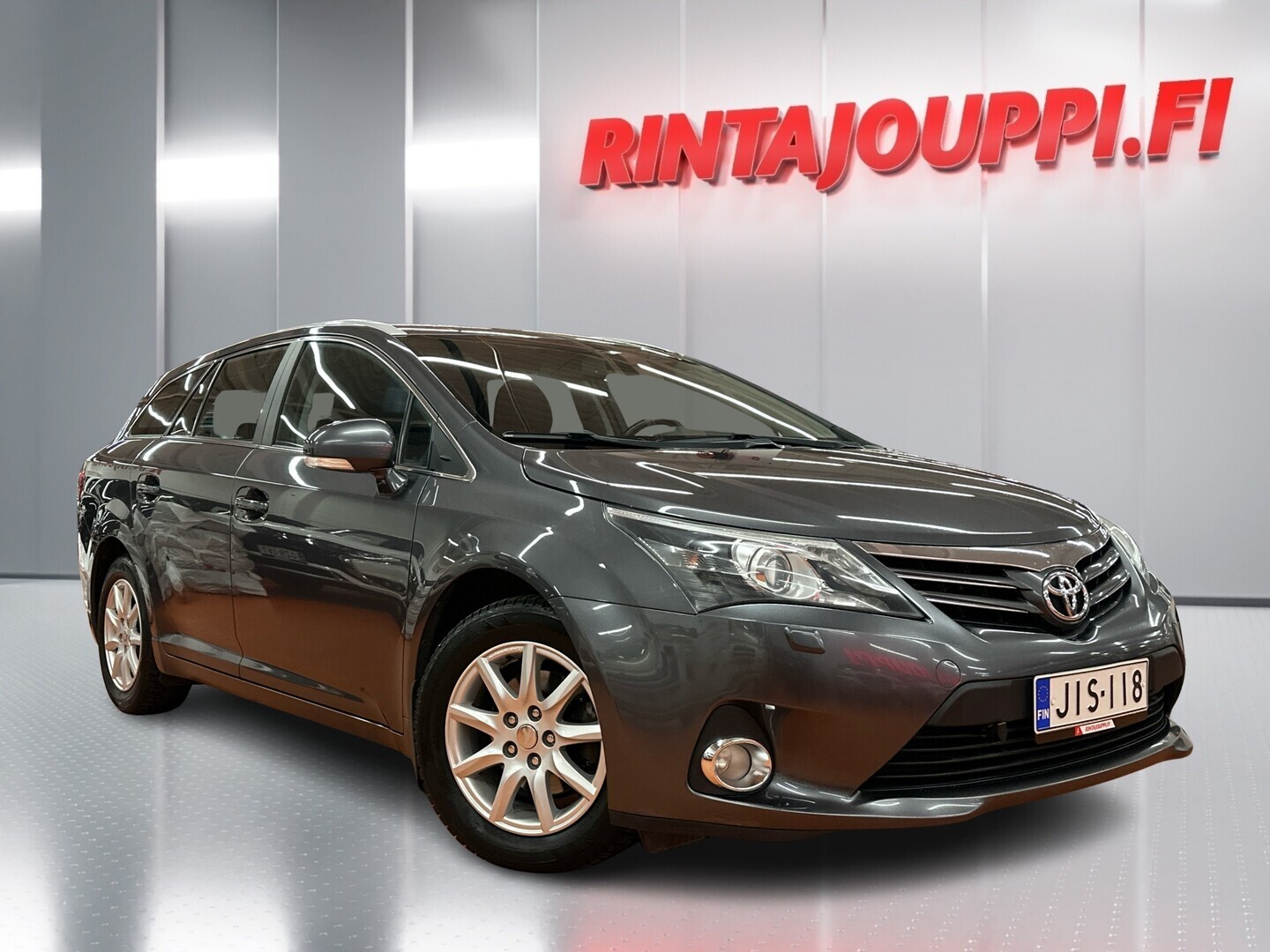 TOYOTA Avensis 2012