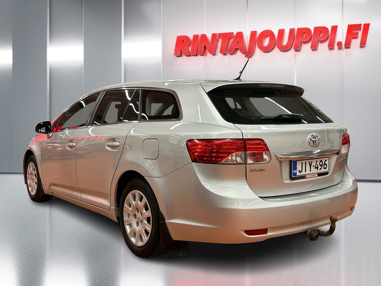 TOYOTA Avensis 2013