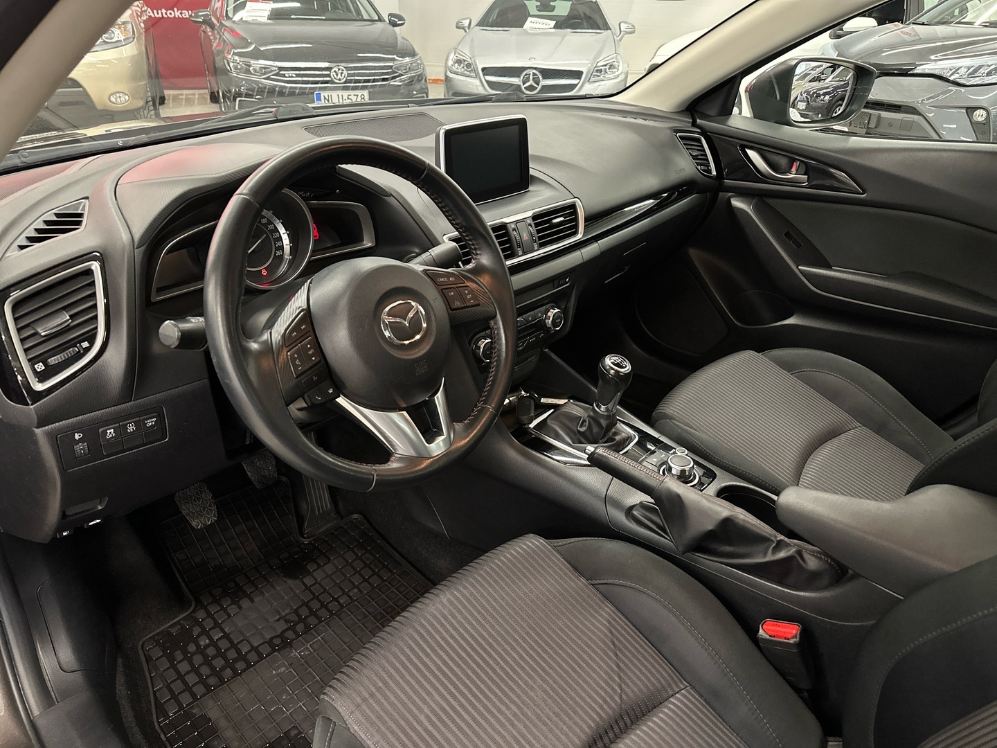 MAZDA Mazda3 2016