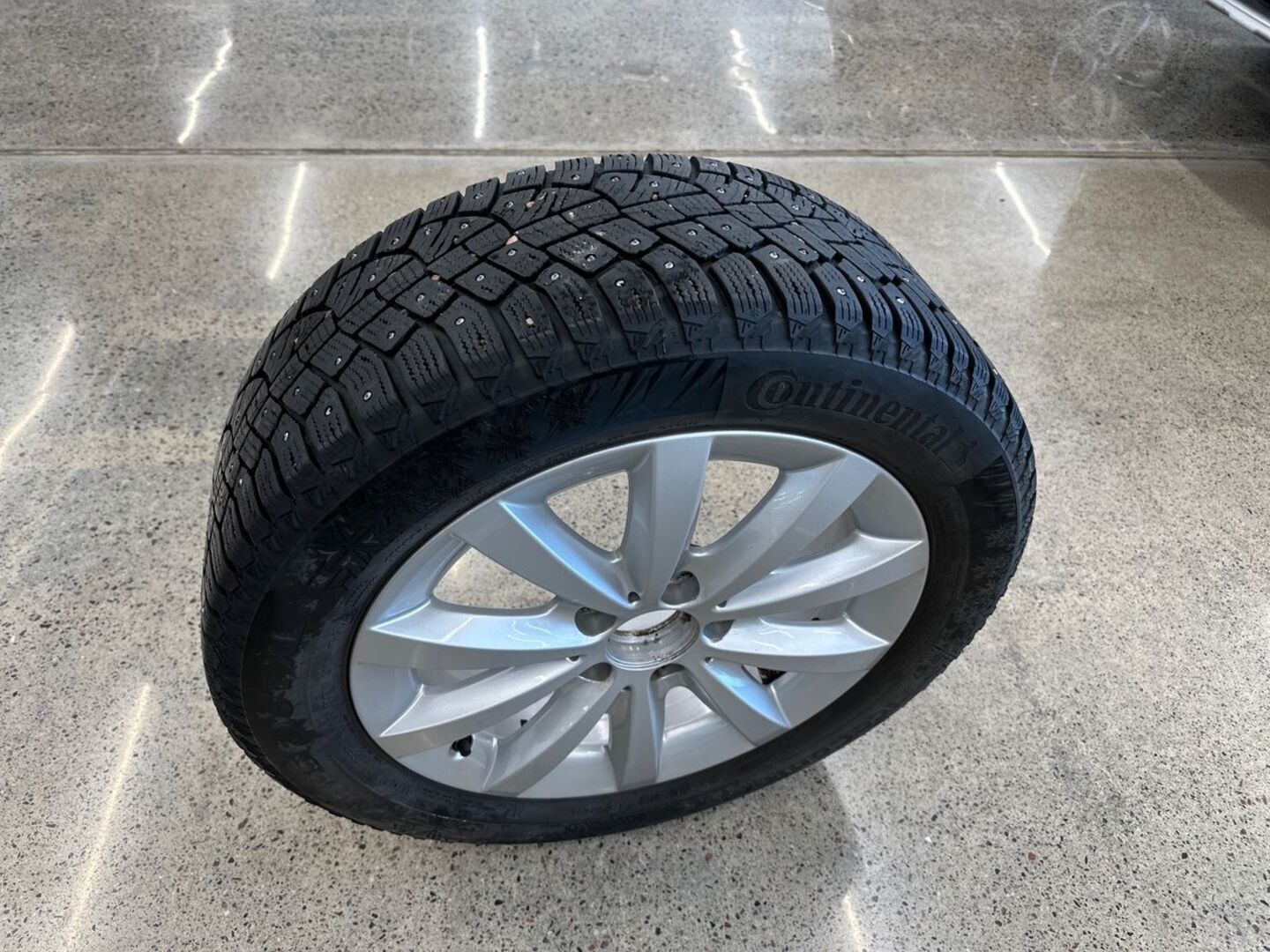 MERCEDES-BENZ A 2015