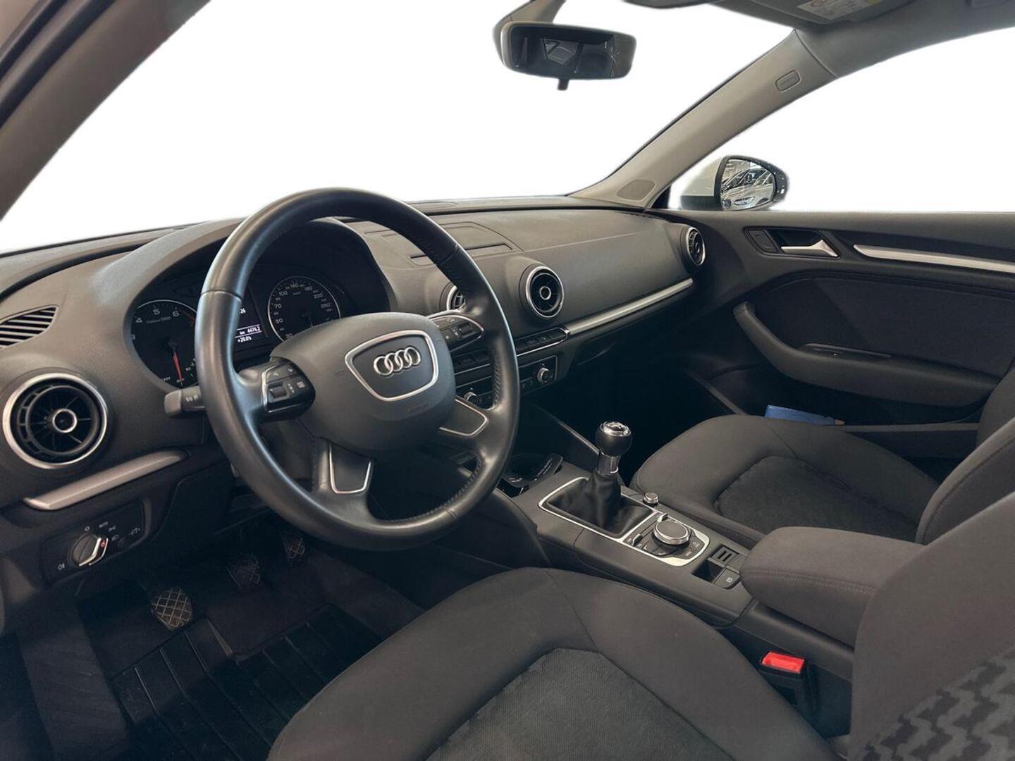 AUDI A3 2016