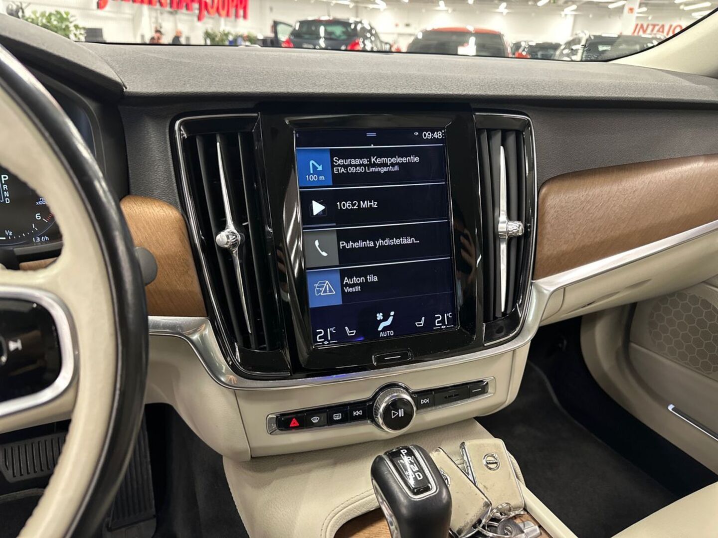 VOLVO S90 2016