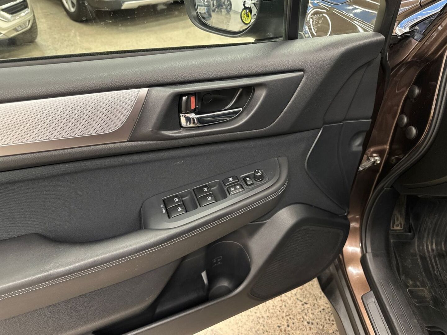 SUBARU Outback 2018