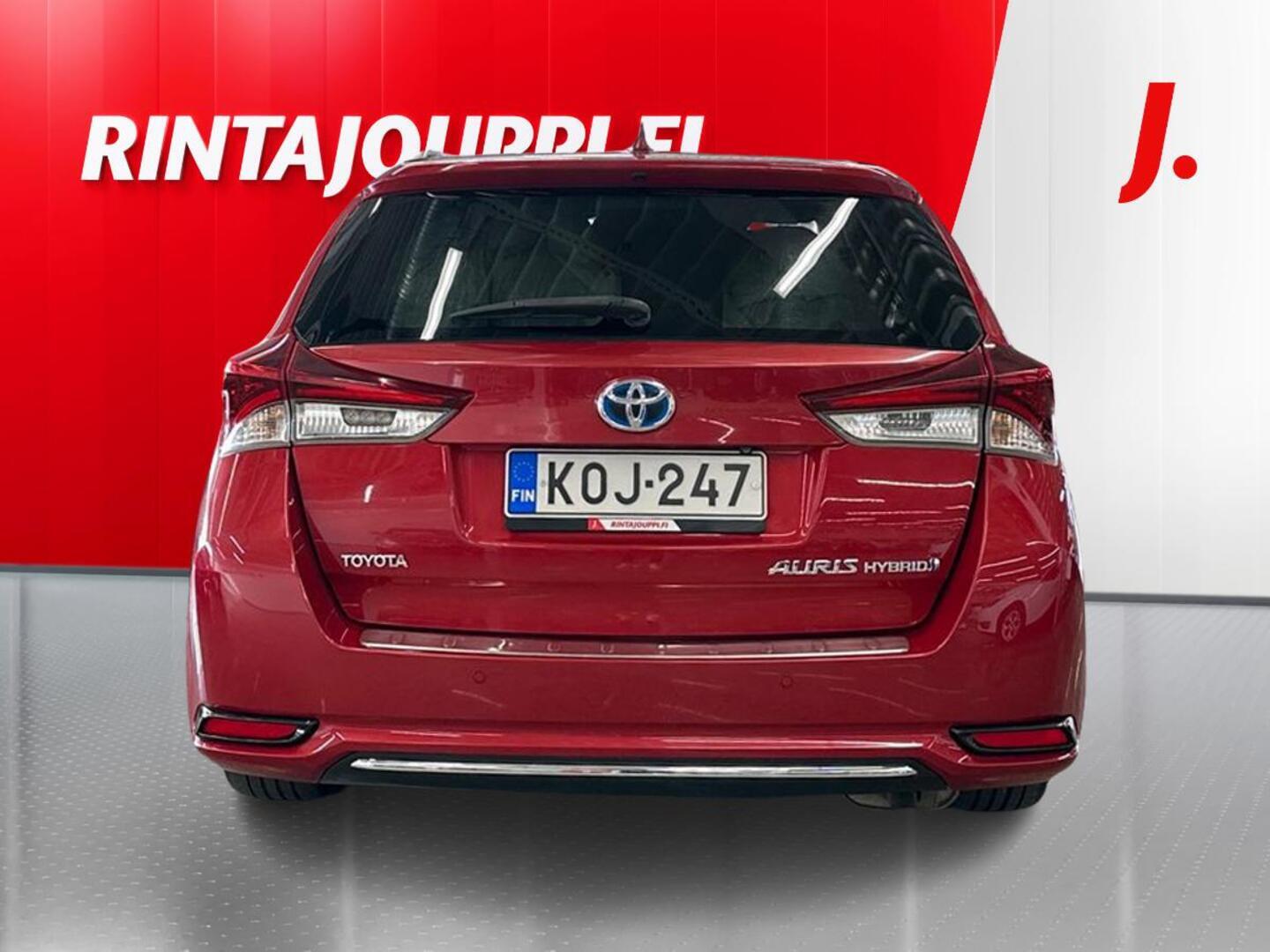 TOYOTA Auris 2017