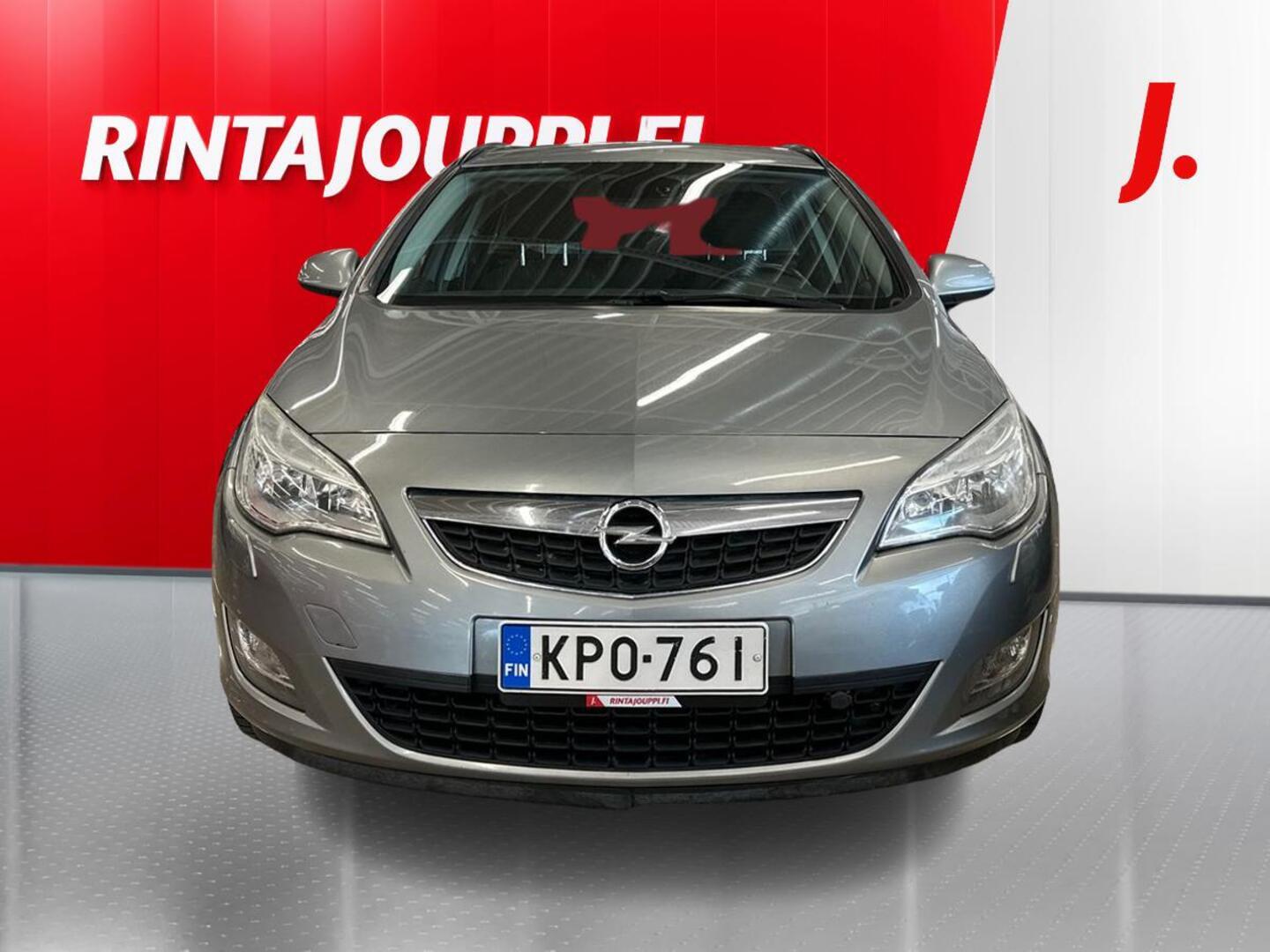 OPEL Astra 2011