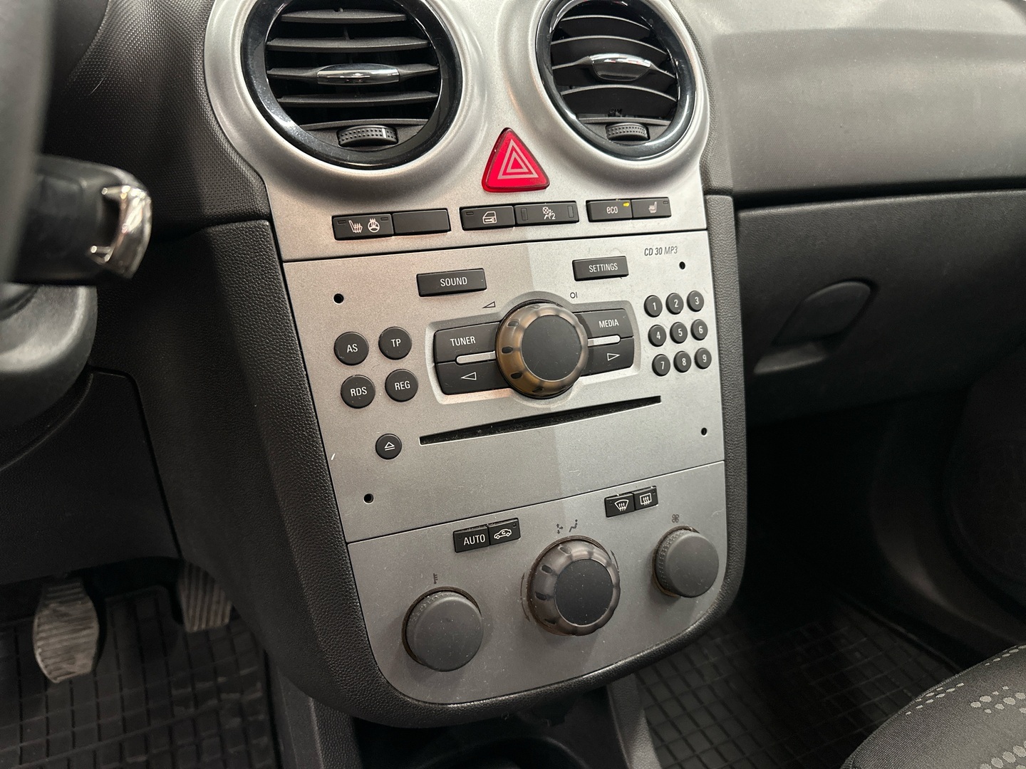 OPEL Corsa 2013