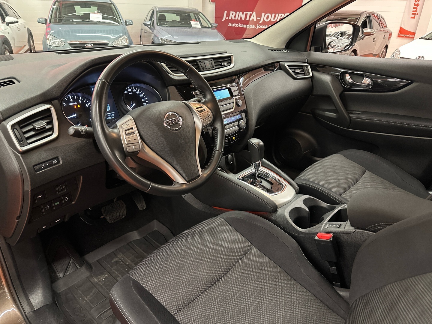 NISSAN Qashqai 2017
