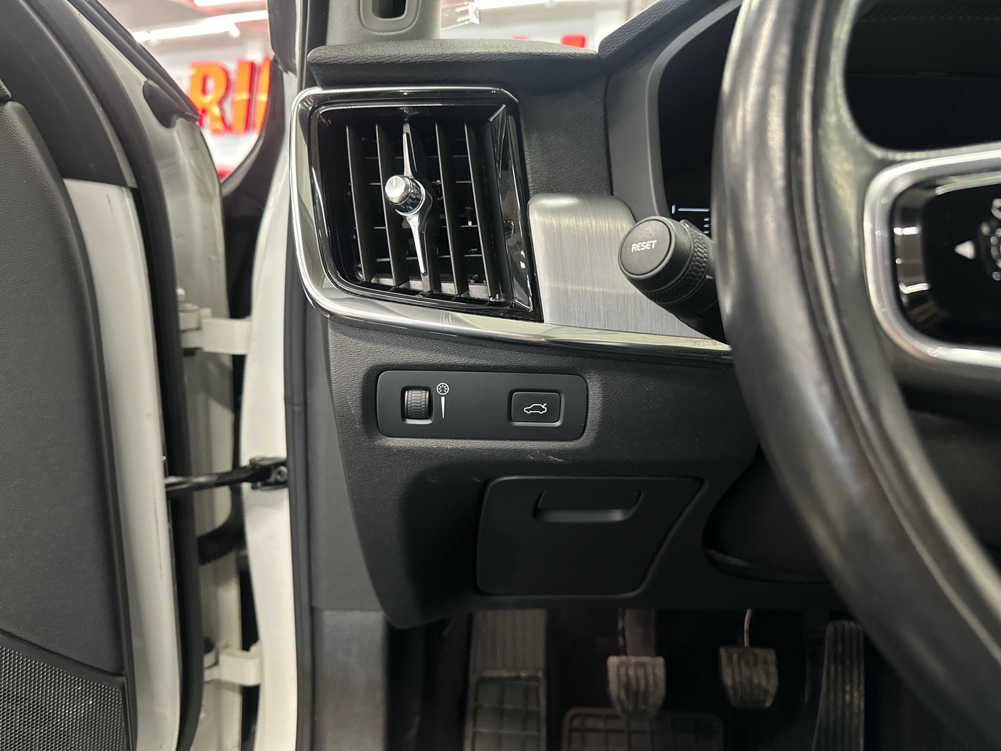 VOLVO V90 2017
