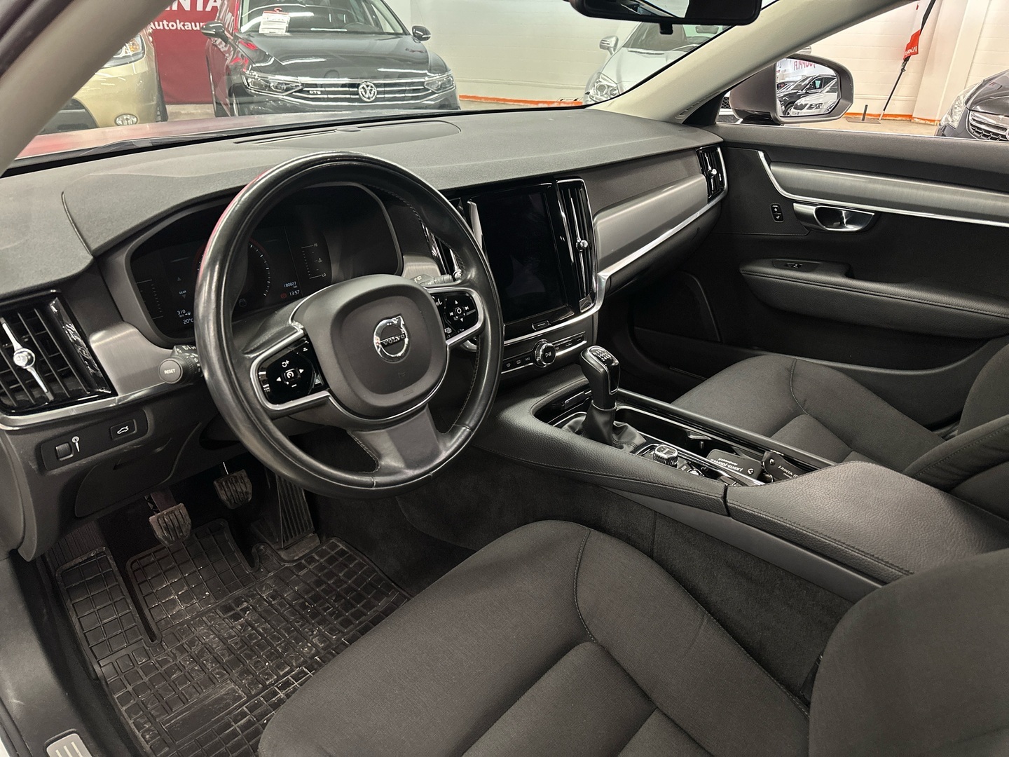 VOLVO V90 2017