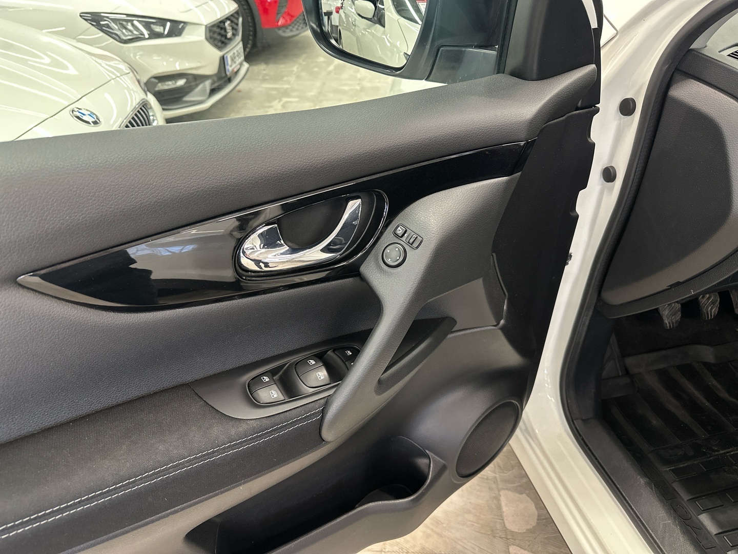 NISSAN Qashqai 2018