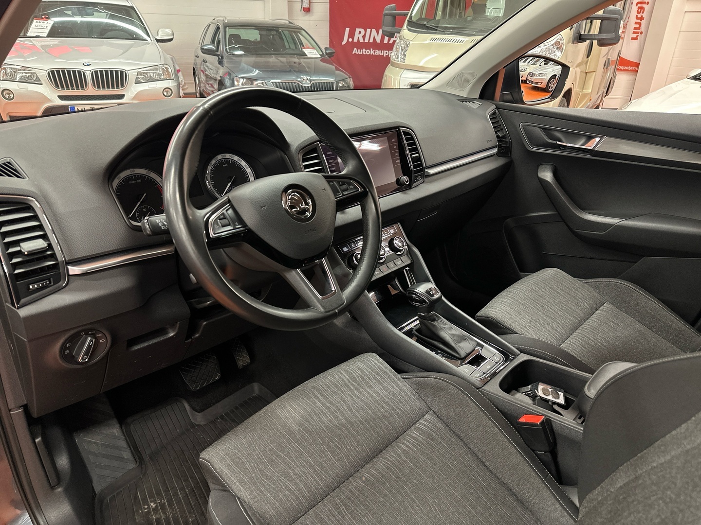 SKODA Karoq 2019