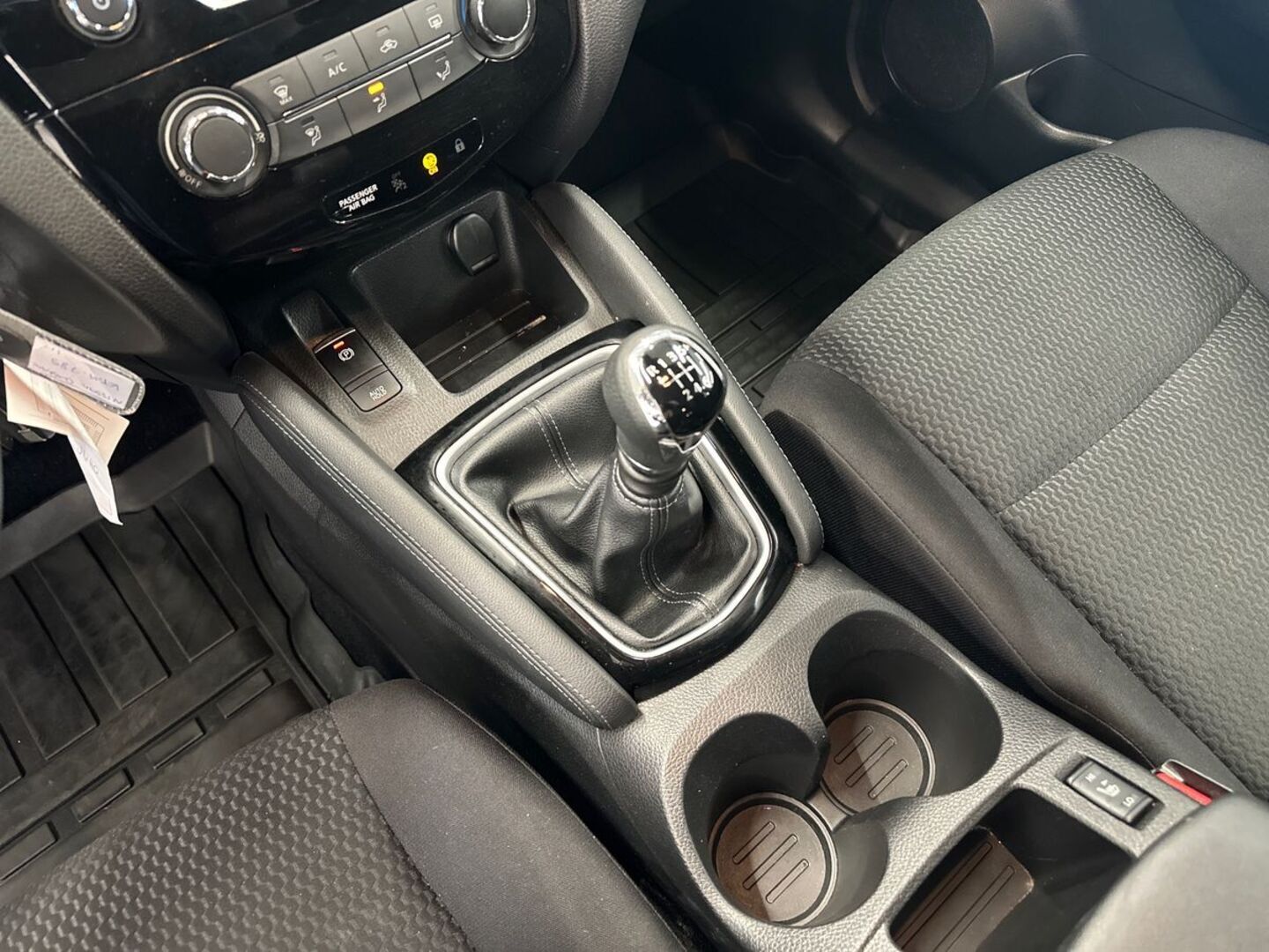 NISSAN Qashqai 2019