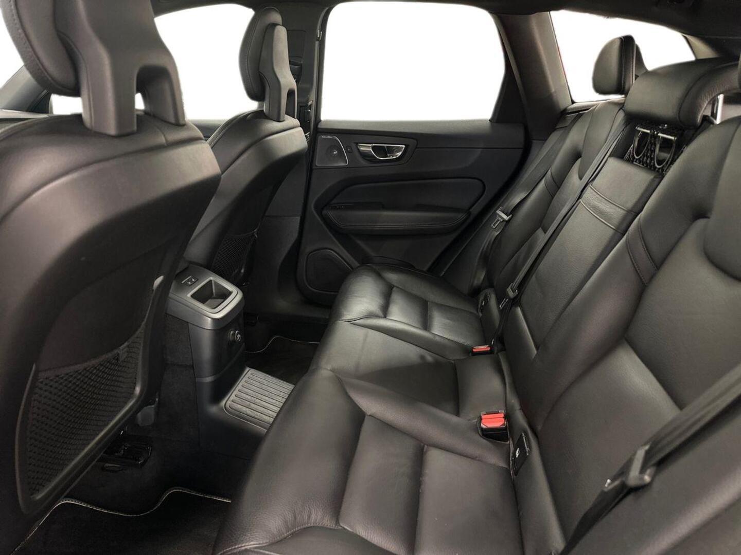 VOLVO XC60 10