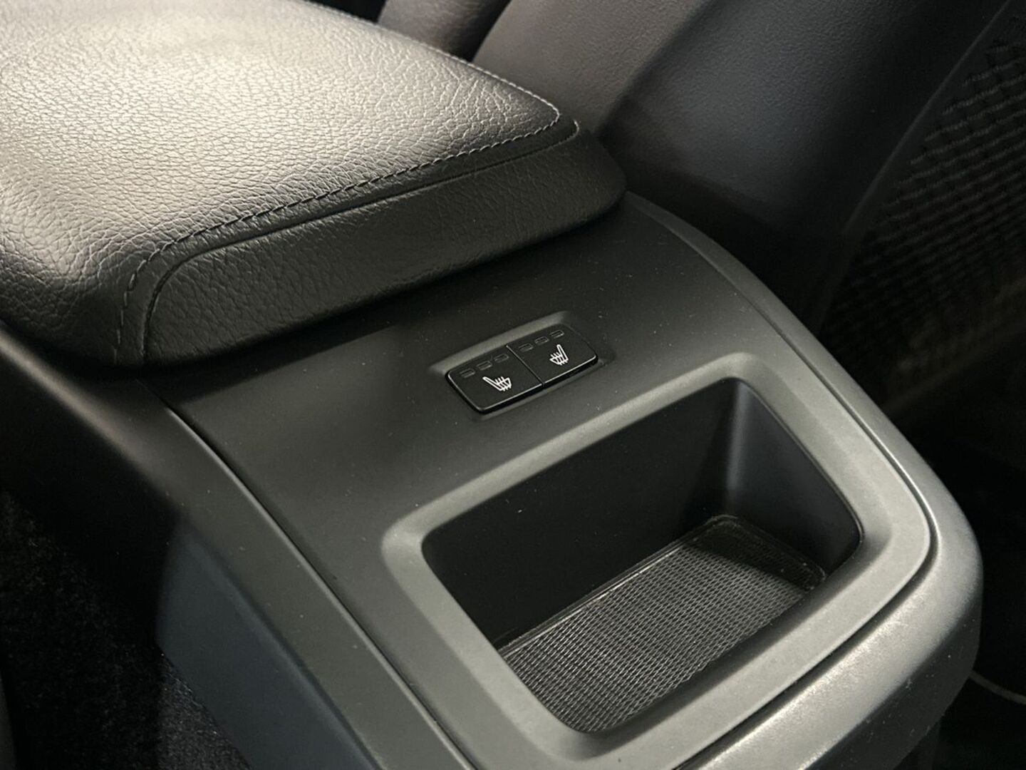 VOLVO XC60 23