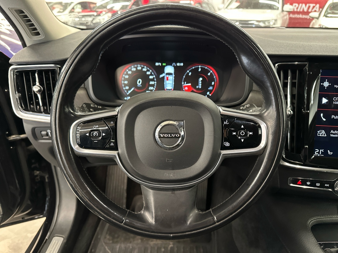 VOLVO V90 Cross Country 2017