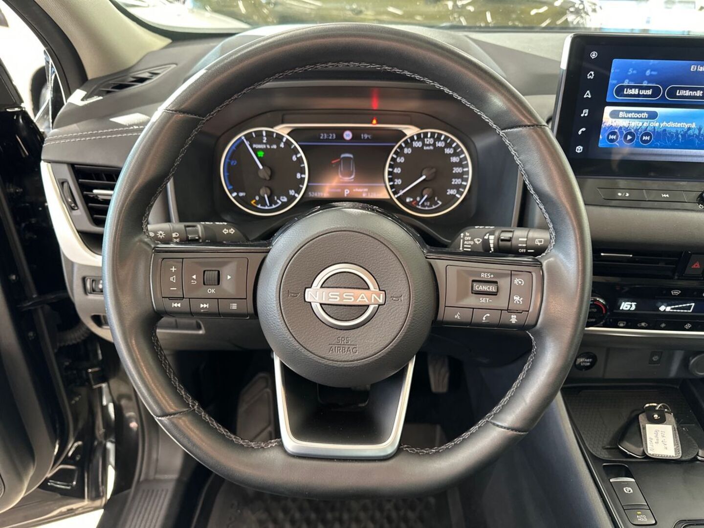 NISSAN Qashqai 2024