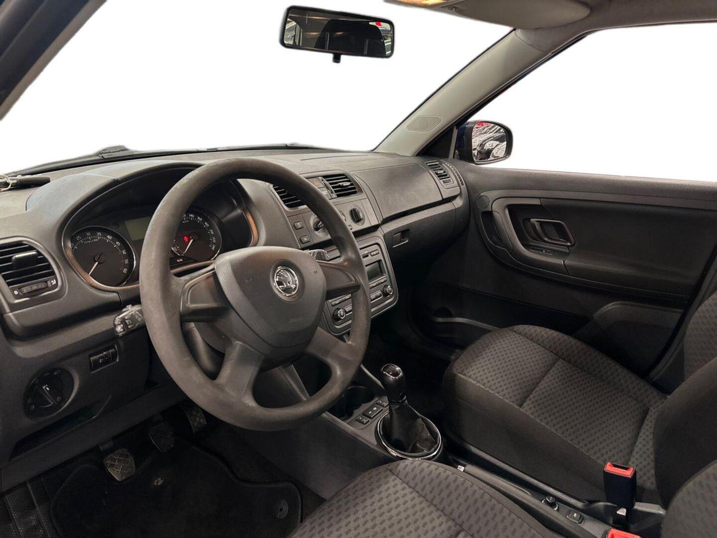 SKODA Fabia 2013