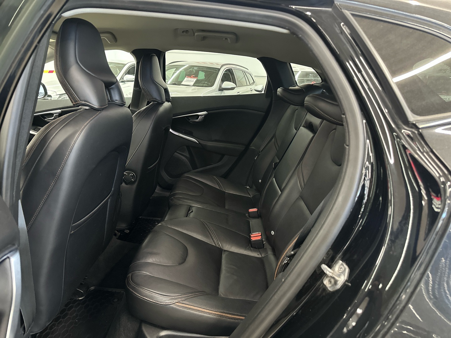 VOLVO V40 Cross Country 2015